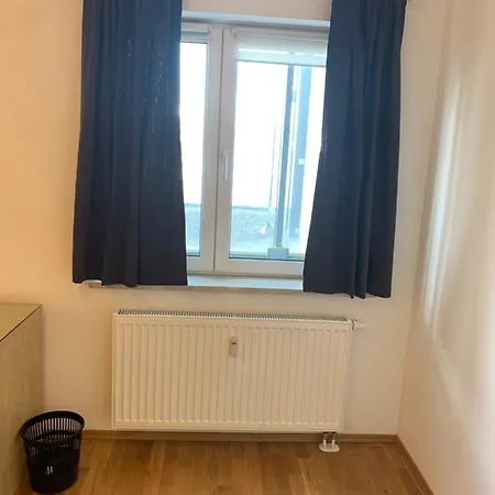 Cozy Flat , Near , Wifi&free Parking Apartman *